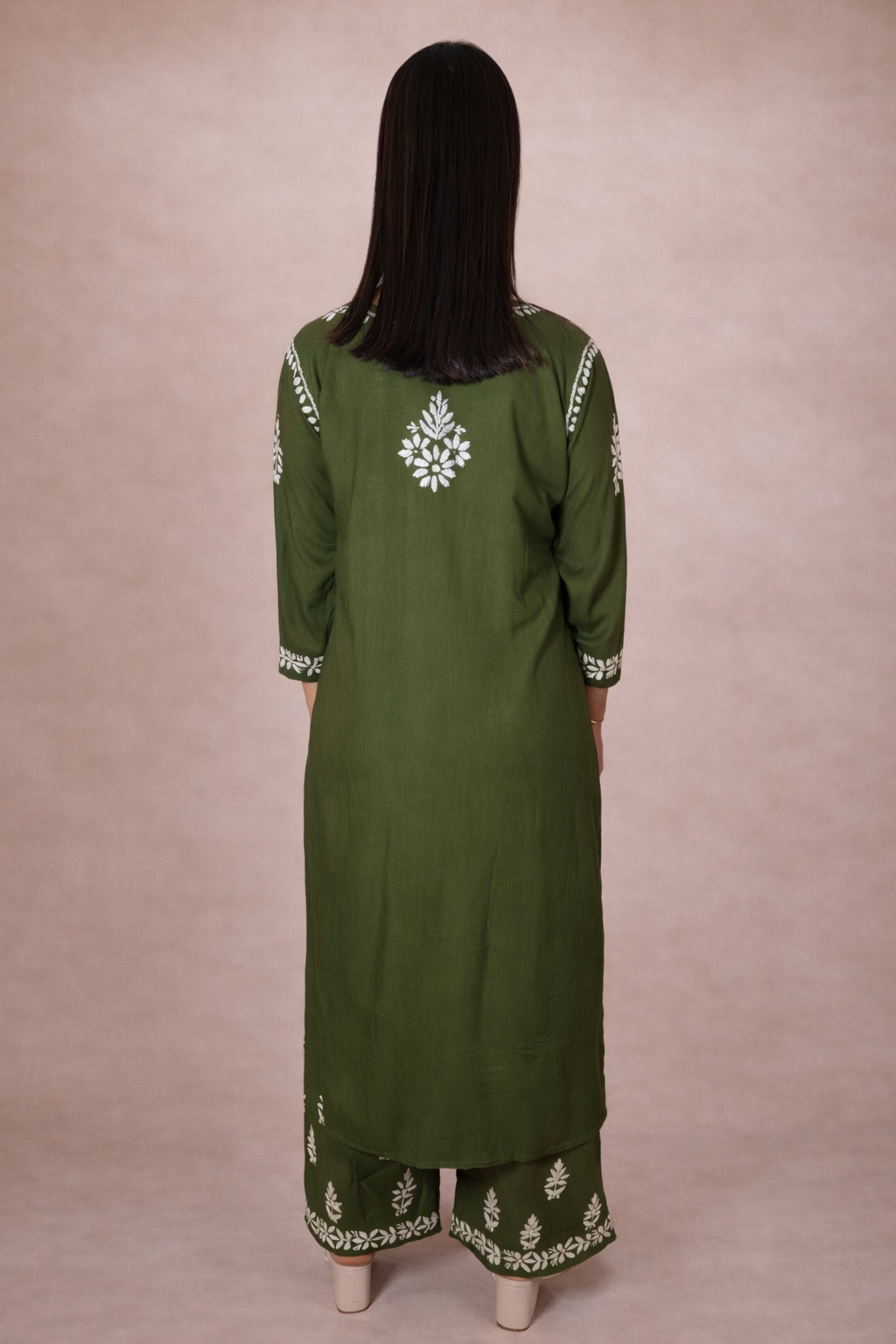 OLIVE NOOR CHIKANKARI KURTA SET