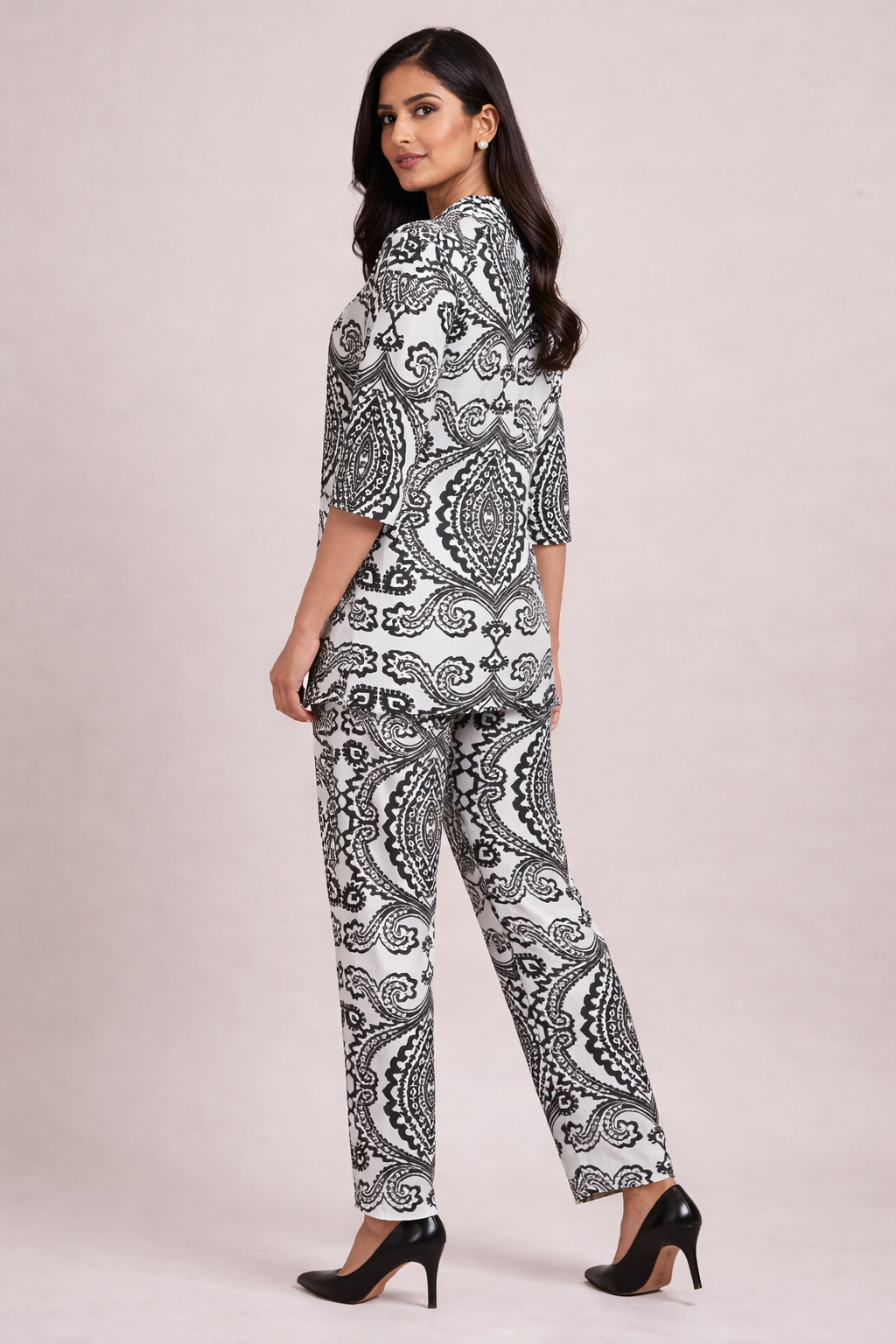 Ivory Noir Geometric Co-ord Set